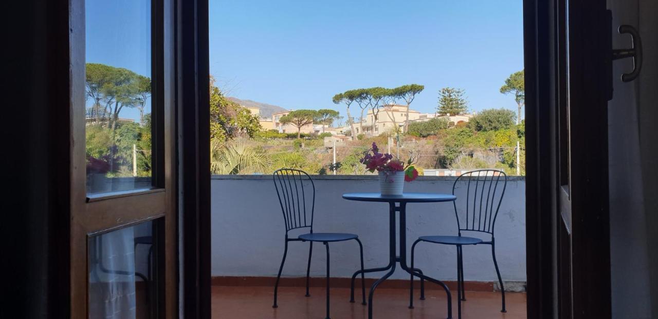 B&B Il Giardino Di Villa Anna Trecase Kültér fotó
